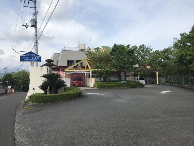 ホテル ハローピエロ(徳島市/ラブホテル)の写真『昼の外観』by 346