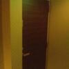 HOTEL GOLD(ホテル ゴールド)(川崎市川崎区/ラブホテル)の写真『403号室　客室玄関ドア』by 来栖