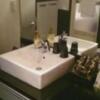 HOTEL ZERO MARUYAMA(渋谷区/ラブホテル)の写真『403号室の洗面台』by angler