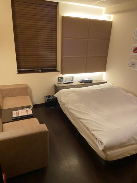 BIX（ビックス）(品川区/ラブホテル)の写真『506号室のベットとソファー』by さとし03