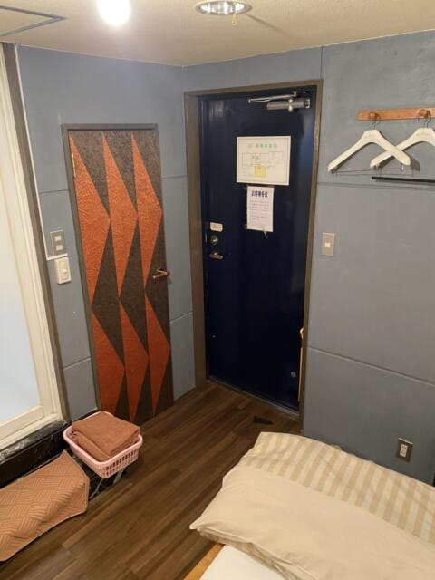 サザンクロス(新宿区/ラブホテル)の写真『402号室(左奥から手前)』by こねほ