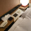 HOTEL 風々(ふふ)(新宿区/ラブホテル)の写真『105号室(ベッド傍スイッチ類)』by こねほ