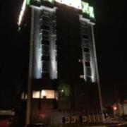 ザ・タワーホテル(金沢市/ラブホテル)の写真『夜の外観』by まさおJリーグカレーよ