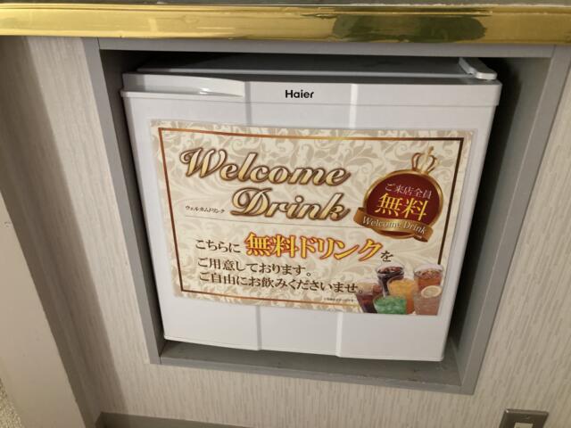ホテル 3ねん2くみ(加賀市/ラブホテル)の写真『205号室　冷蔵庫』by まさおJリーグカレーよ