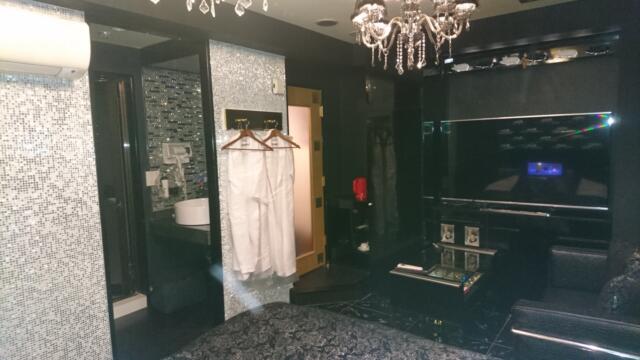 KAHNI（カーニ）(台東区/ラブホテル)の写真『203号室（部屋奥から入口方向）』by 格付屋