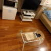 ペリカン(渋谷区/ラブホテル)の写真『203号室のソファー側から　テレビ　持ち込み冷蔵庫　電子レンジ』by angler