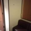 HOTEL MASHA（マシャ）(豊島区/ラブホテル)の写真『201号室　ソファー横の壁に穴あり（隠しカメラはないです）』by 市