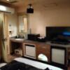 ニューシーズ鶯谷(台東区/ラブホテル)の写真『304号室ベッド側からテレビ』by うれせん