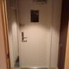HOTEL KARUTA 赤坂(港区/ラブホテル)の写真『403号室 入り口ドア　内側から』by angler