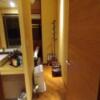 HOTEL GRASSINO URBAN RESORT(立川市/ラブホテル)の写真『410号室　玄関から寝室への廊下、左に浴室等』by どらねこどらどら