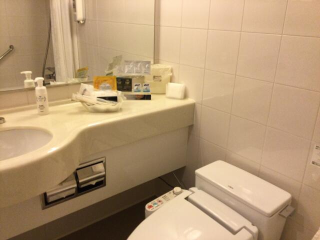 ホテル U(文京区/ラブホテル)の写真『201号室 浴室(トイレ・洗面台とのユニットバス)』by ACB48
