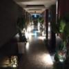 HOTEL GRASSINO URBAN RESORT(立川市/ラブホテル)の写真『211号室　へ続く廊下』by どらねこどらどら