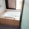 HOTEL COSTA RESORT(コスタリゾート)(茅ヶ崎市/ラブホテル)の写真『305号室利用(21,5)浴室です。扉の取っ手がありません。』by キジ