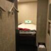 ホテル U(文京区/ラブホテル)の写真『203号室 前室から見た室内』by ACB48