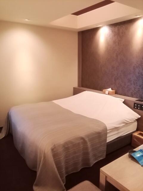 HOTEL現代楽園　大和店(大和市/ラブホテル)の写真『43号室、ﾍﾞｯﾄﾞです。(21,6)』by キジ
