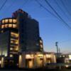 HOTEL VISTASARA（ビスタサラ）(名取市/ラブホテル)の写真『夜の外観』by まさおJリーグカレーよ