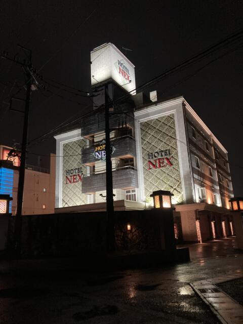HOTEL NEX（ネックス）(栃木市/ラブホテル)の写真『夜の外観』by まさおJリーグカレーよ