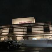 ハイビスカス リゾート&ビジネス(小山市/ラブホテル)の写真『夜の外観』by まさおJリーグカレーよ