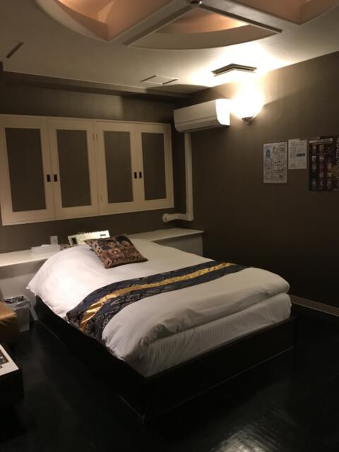 ラピア(新宿区/ラブホテル)の写真『305号室の室内①』by 少佐