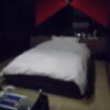 le MOCA（ルモカ）(久留米市/ラブホテル)の写真『le MOCA 302号室 ベッドの状態』by 猫饅頭