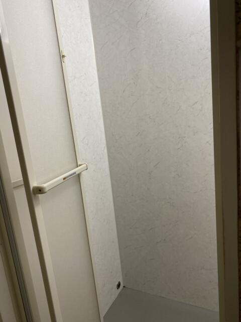 Re-Zan～リザン～(港区/ラブホテル)の写真『16号室(シャワールーム入口から)』by こねほ