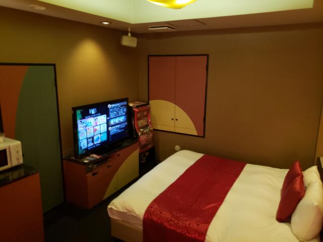 ホテル アシュエル(八戸市/ラブホテル)の写真『302号室ベッドルーム2』by 洋平君