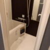 ホテル中山(新宿区/ラブホテル)の写真『206号室の浴室　バスタブは１人用かな。』by angler