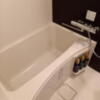 ホテル中山(新宿区/ラブホテル)の写真『206号室の浴室　バスタブはやっぱり１人用かな。』by angler