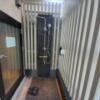 HOTEL KARUTA 赤坂(港区/ラブホテル)の写真『501号室の半露天風呂　日中のシャワー部分』by angler