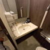 ホテル大山(新宿区/ラブホテル)の写真『106号室のトイレに洗面台が。』by angler