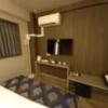 ホテル大山(新宿区/ラブホテル)の写真『106号室、ベッド側から見た全景。』by angler