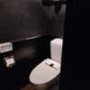 HOTEL EMERALD（エメラルド）(品川区/ラブホテル)の写真『３０３号室 トイレ』by ところてんえもん