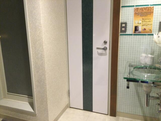 ホテル U(文京区/ラブホテル)の写真『602号室 お部屋入口から見た室内』by ACB48