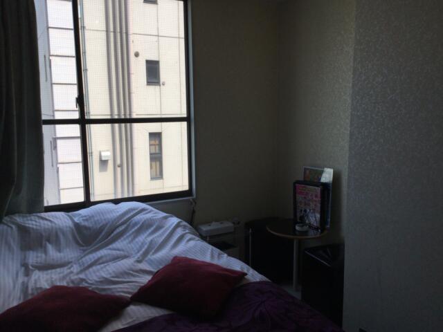 ホテル U(文京区/ラブホテル)の写真『602号室 TV側から見た室内』by ACB48