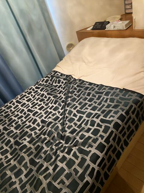 サンマリン(新宿区/ラブホテル)の写真『702号室(ベッド)』by こねほ