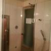 HOTEL MASHA（マシャ）(豊島区/ラブホテル)の写真『502号室　バスルーム（広い上にこの扉の奥はサウナです）』by 市