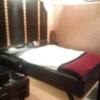 HOTEL MASHA（マシャ）(豊島区/ラブホテル)の写真『502号室　ベッド（部屋は広いがベッドは同じサイズかな?)』by 市