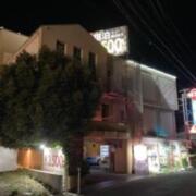 ホテル アロムピュール(姫路市/ラブホテル)の写真『夜の外観』by まさおJリーグカレーよ