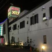 ホテルXO（エックスオー）(岡山市/ラブホテル)の写真『夜の外観』by まさおJリーグカレーよ