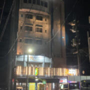 レステイ 広島(広島市中区/ラブホテル)の写真『夜の外観』by まさおJリーグカレーよ