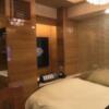 HOTEL GERBERA(ガーベラ)(豊島区/ラブホテル)の写真『502号室 お部屋入口から見た室内』by ACB48