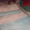 ホテル チャリチョコ(豊島区/ラブホテル)の写真『401号室　ベッド（細い水色の棒状のものは抱き枕です）』by 市