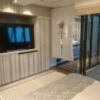 HOTEL KARUTA 赤坂(港区/ラブホテル)の写真『701号室（寝室入口から奥方向）』by 格付屋