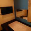 プチホテル AGAIN(荒川区/ラブホテル)の写真『201号室設備鏡とテレビとベッド』by そこそこの人生