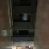 HOTEL KARUTA 赤坂(港区/ラブホテル)の写真『502号室、隙間から見たﾋﾞｭｰです。(21,8)』by キジ