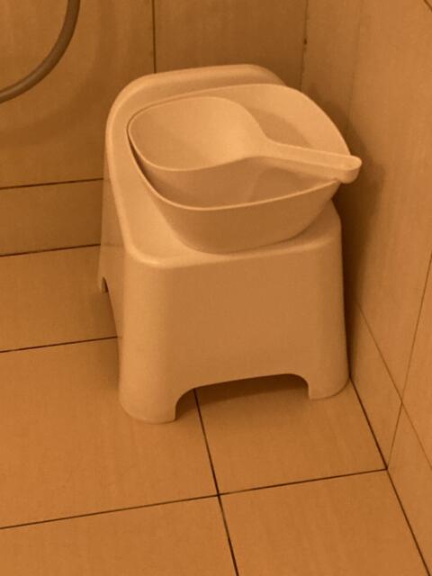 セッティングザシーン厚木(厚木市/ラブホテル)の写真『303号室　洗面器椅子』by まさおJリーグカレーよ