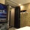 ホテル ZERO Ⅱ’(渋谷区/ラブホテル)の写真『415号室 ソファから見た室内』by ACB48