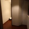 HOTEL GOLD(ホテル ゴールド)(川崎市川崎区/ラブホテル)の写真『503号室のドアを入ったスペース』by angler