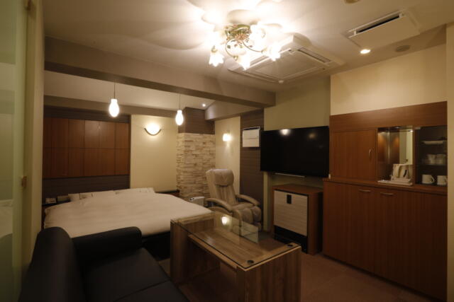 ホテル ロイヤルトン(名古屋市緑区/ラブホテル)の写真『206号室、室内（ホテル関係者からのご提供）』by ごえもん（運営スタッフ）