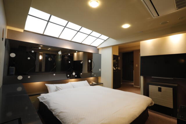 ホテル ロイヤルトン(名古屋市緑区/ラブホテル)の写真『212号室、室内（ホテル関係者からのご提供）』by ごえもん（運営スタッフ）